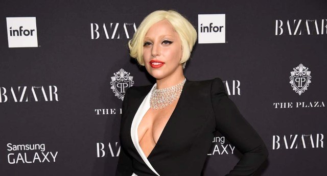 Lady Gaga diz que foi sexualmente abusada na adolescência