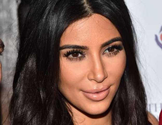 Após alerta médico, Kim Kardashian teve medo de não ser mãe