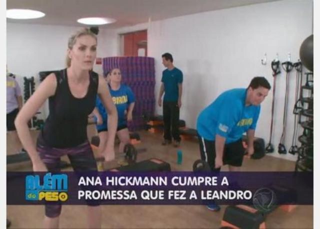 Ana Hickmann encara treino junto com turma do Além do Peso