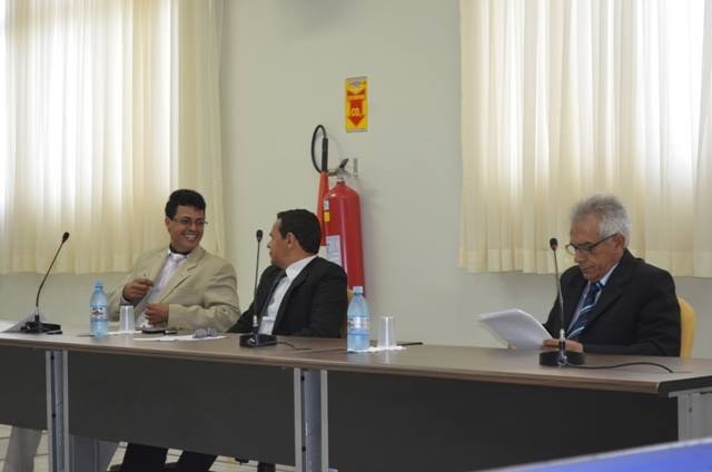 Lei que prevê políticas de combate à gravidez precoce é aprovada em Vilhena 