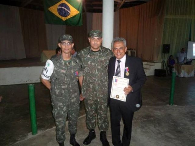 Exército Brasileiro presta homenagem ao vereador vilhenense José Garcia