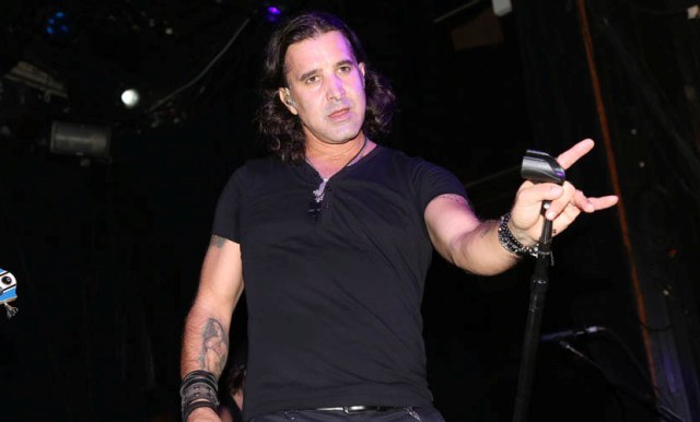 Depois de afirmar ser da CIA, vocalista do Creed teria ameaçado Obama