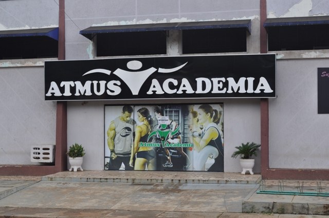 Fiscais fecham academia de ginástica em Vilhena e caso vai parar na polícia