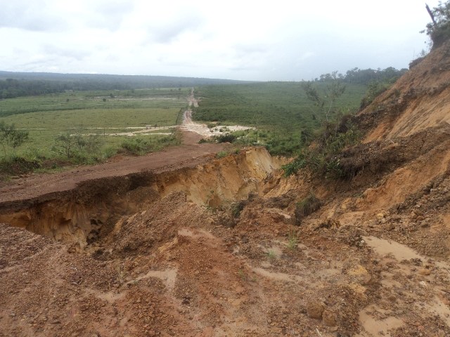 Moradores dizem que Semosp deixa fazendas e sítios isolados em Vilhena