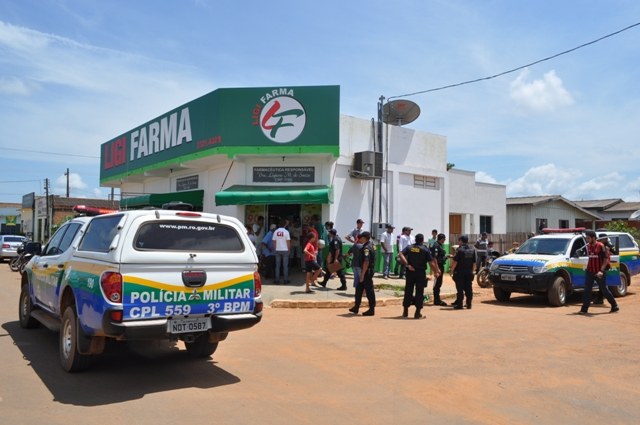 Vilhena: cliente encara assaltante e adolescente atinge a própria perna com tiro