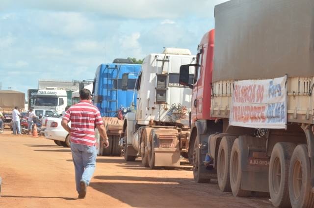 Em Vilhena, protesto de caminhoneiros chega aos dez dias e deve continuar