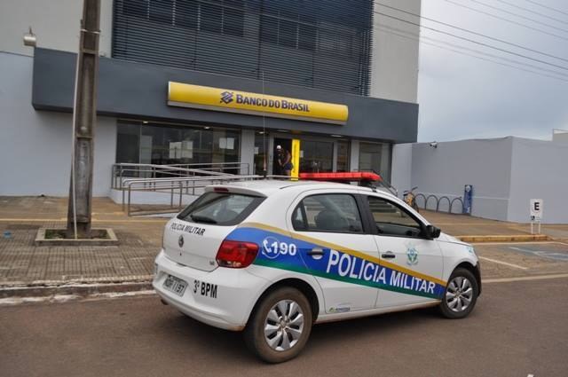 Vilhena: garotas arrebentam caixa eletrônico do Banco do Brasil e PM é acionada