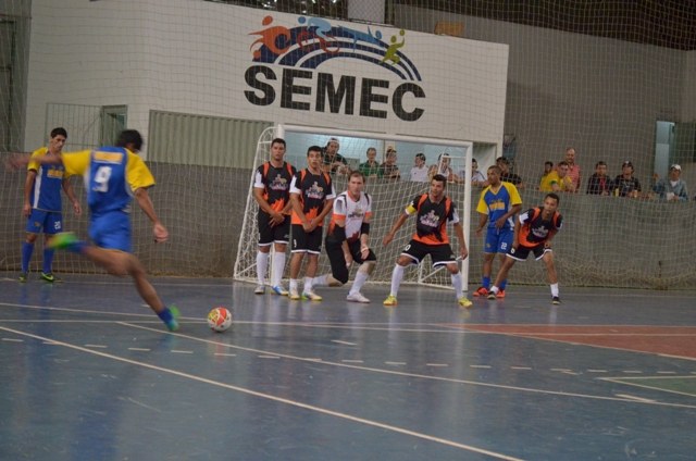 Com partidas no Geraldão e Jorge Teixeira, Municipal de Futsal teve seis jogos