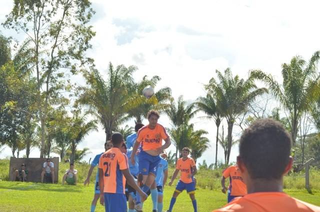 Apenas seis times seguem em busca do título do Campeonato de Inverno 2015