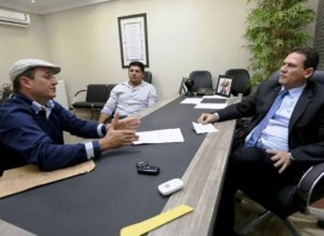 A pedido de prefeito, presidente da ALE quer Corpo de Bombeiros em Colorado