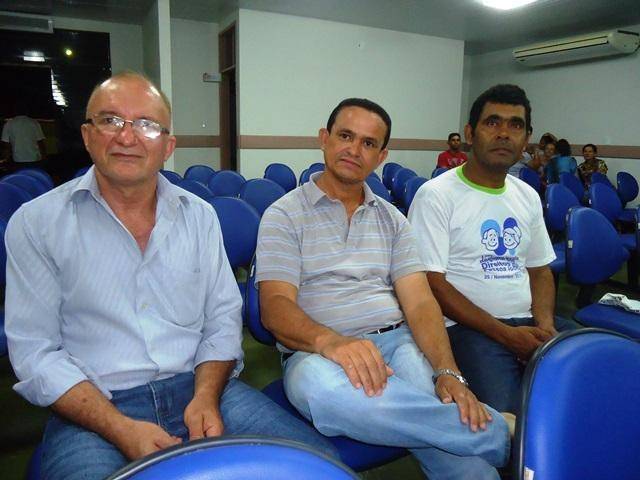 Longe do poder, ex-vereadores acompanham sessões da Câmara em Cerejeiras