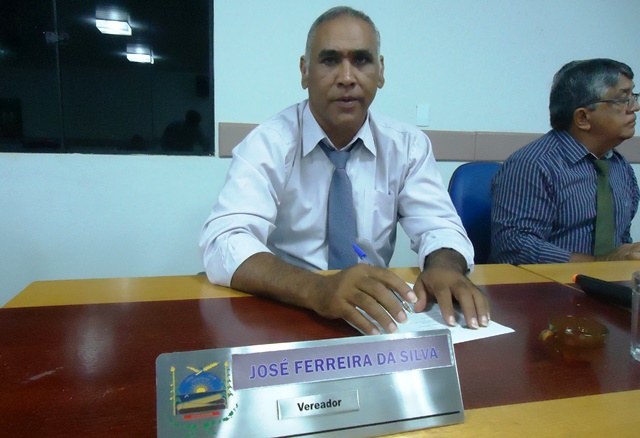 Vereador em Cerejeiras brinca com o próprio apelido: “Não faço rolo na política”