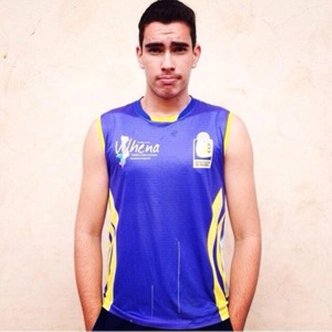 Aos 18 anos, garoto de Cabixi revelado em Vilhena se destaca no vôlei do Paraná