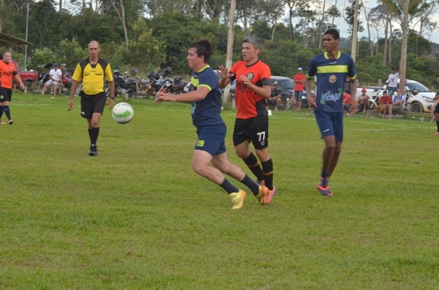 Definidas equipes semifinalistas do Campeonato de Futebol Suíço de Inverno