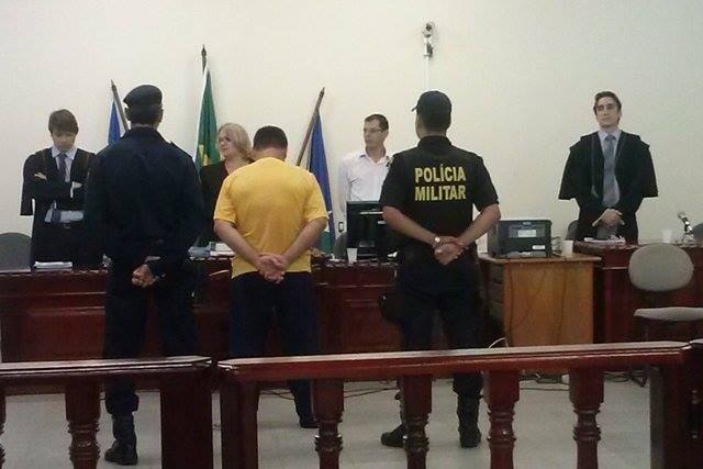 Homem que esfaqueou jovem no ano passado é condenado por lesão corporal 