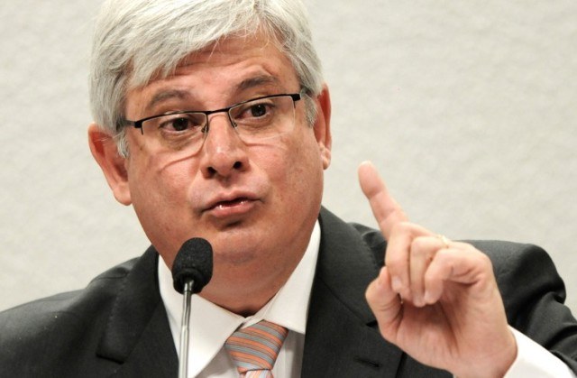 Após proibição de Bíblias em escolas de SC, procurador quer o mesmo em Rondônia