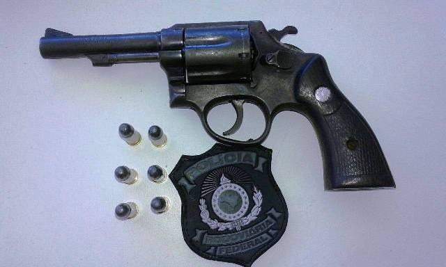 Mulher acusada de aplicar golpes em Chupinguaia é presa com arma em Vilhena