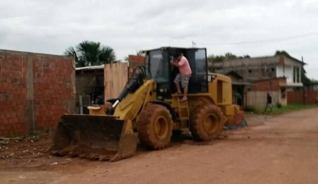 Polícia recupera no Acre trator furtado em Vilhena em fevereiro deste ano