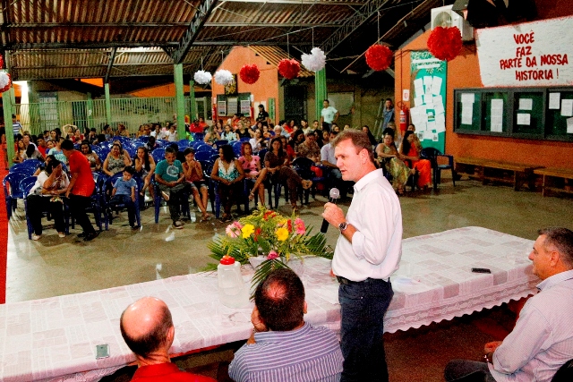 Ex-aluno, deputado comemora 32 anos de escola estadual em Vilhena