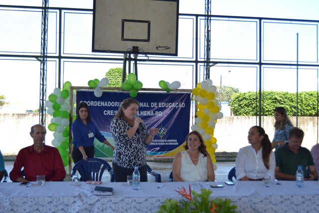 Indicada por deputada, professora assume oficialmente Educação em Vilhena