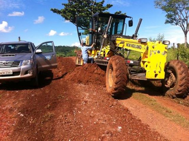 Após pressão popular, prefeito de Corumbiara vai ao Facebook anunciar obras