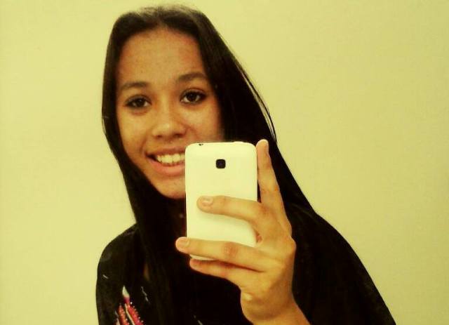 Garota morta por motoqueiro é velada em Cabixi; comoção toma conta da cidade