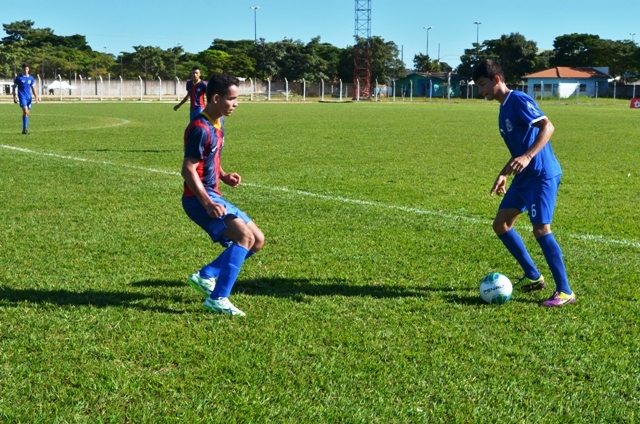 JOER: escolas vilhenenses estréiam com vitórias no futebol