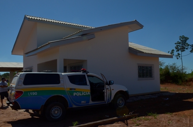 Corpo de rapaz de 25 anos, enforcado com fio de energia, é encontrado em Vihena