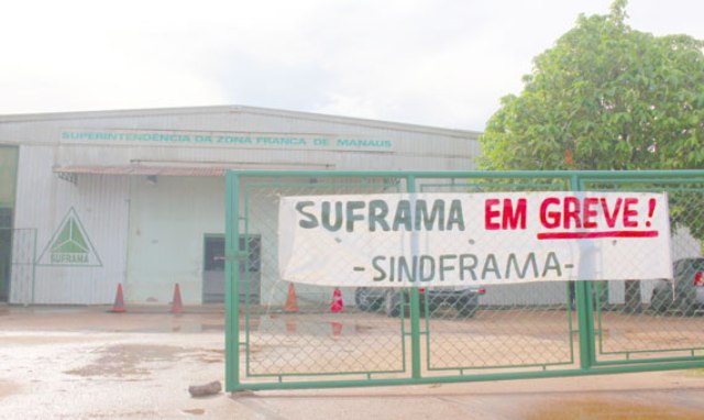 Em greve há um mês, Suframa alerta: empresários vilhenense podem ser multados