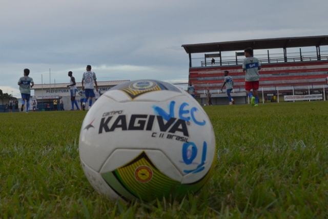  Crise: com salários atrasados jogadores do Vilhena estão em greve  