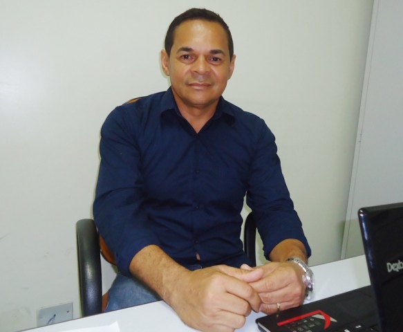 Vereador que criou lei exige desconto de 50% para professores em shows da Expovil