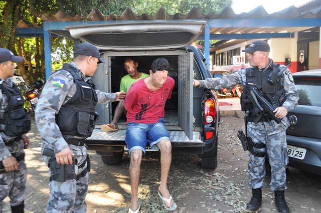 Operação conjunta de polícias cumpre mandados contra facção criminosa em Vilhena