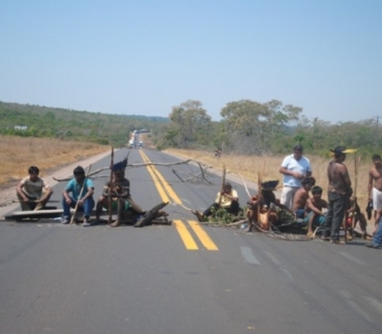 Loja maçônica de Vilhena emite nota e denuncia “extorsão” de índios em rodovia