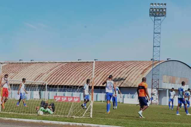 “Rachão” marca último treino do Vilhena antes da final do Rondoniense