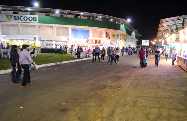 Comerciantes ignoraram tecnologia para vender “só no dinheiro” durante a Expovil