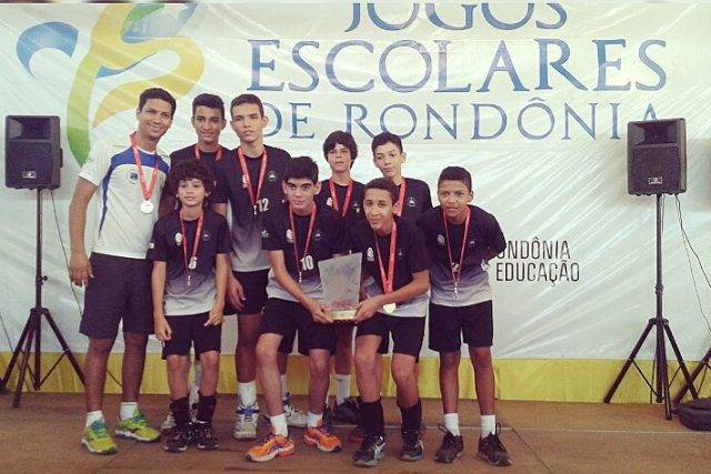 Escola Maria Arlete conquista o ouro do JOER no Vôlei Masculino