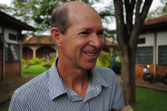 Mesmo após prefeito dizer que não tem “nome”, secretário mantém pré-candidatura