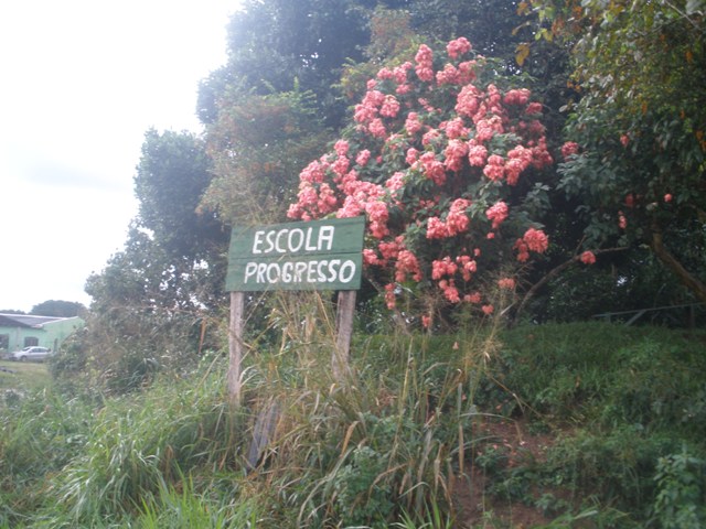 Mãe de aluno denuncia precariedade e perigos em escola da zona rural em Vilhena