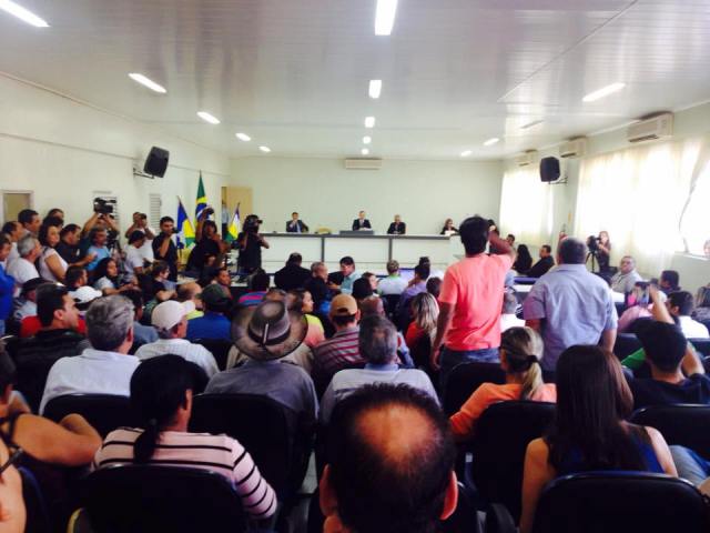 Membros da “tropa de choque” vão comandar CPI; publico vaia escolha por sorteio
