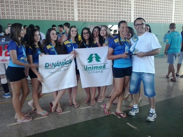 Feminino da AVV vence Copa APAVEO na cidade de Espigão do Oeste