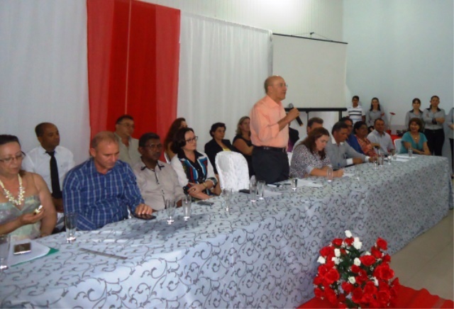 Confúcio em Cerejeiras: “Até a Bolívia oferece uma educação melhor que a do Brasil”