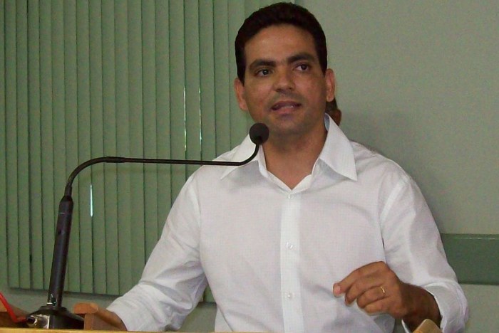 JACIER ABRE MÃO DE CANDIDATURA A DEPUTADO FEDERAL