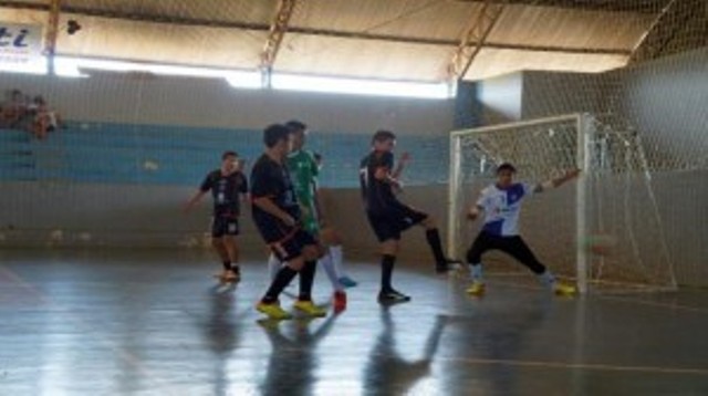  Feriado prolongado com três rodadas do Campeonato Municipal de Futsal de Base