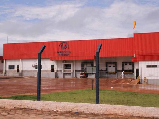 Retomada das atividades em frigorífico aquece a economia de Chupinguaia