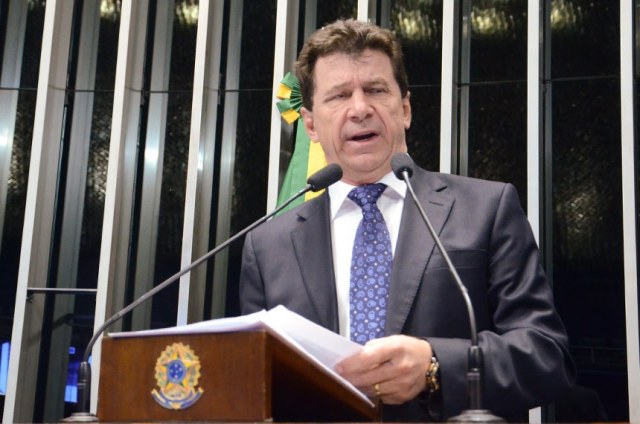 Senador Cassol anuncia audiência sobre medicamento que teria efeito contra o câncer