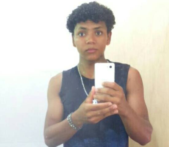 Jovem morto em acidente será sepultado hoje; caminhoneiro continua detido