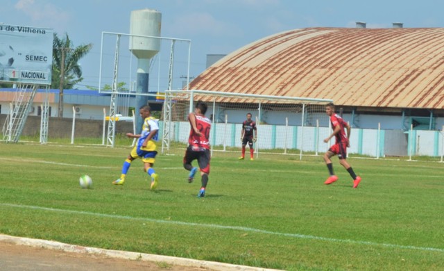 Sociedade e Comercial Mariano/Kaniço goleiam na abertura do Campeonato Municipal Amador 