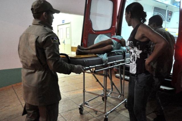 Durante festa de família, rapaz tenta matar garota de 21 anos a facadas em Vilhena