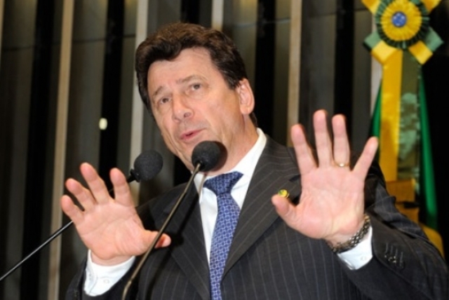 Último recurso de Cassol contra prisão e perda de mandato será julgado hoje no STF