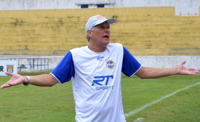 Em entrevista ao Globo Esporte, ex-treinador diz que tomou calote em Vilhena